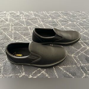 UNISEX Black Slip-On Shoes SLIP RESISTANT